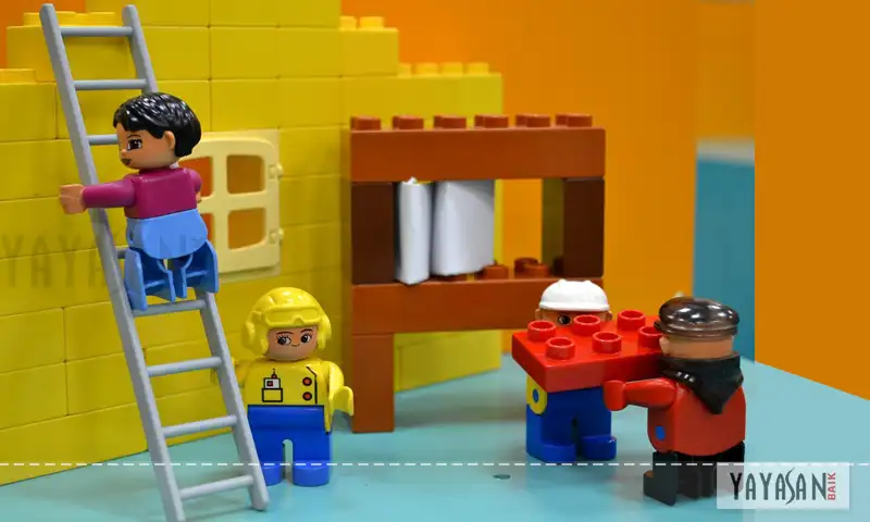 Lego Junior versi Mod